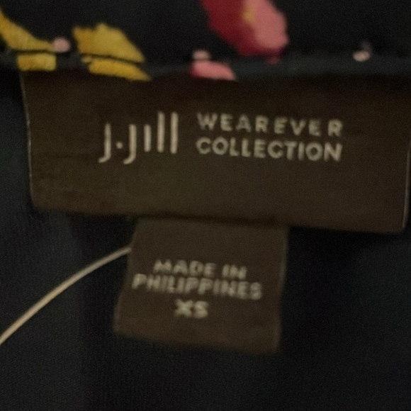 3 for $25! J Jill navy blue Floral Print Women's Skirt, size‎ XS - Picture 3 of 4